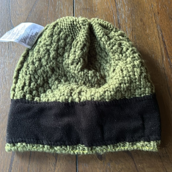 PICTURE Organic Clothing Wool Blend Cable Knit Beanie - Picture 4 of 6